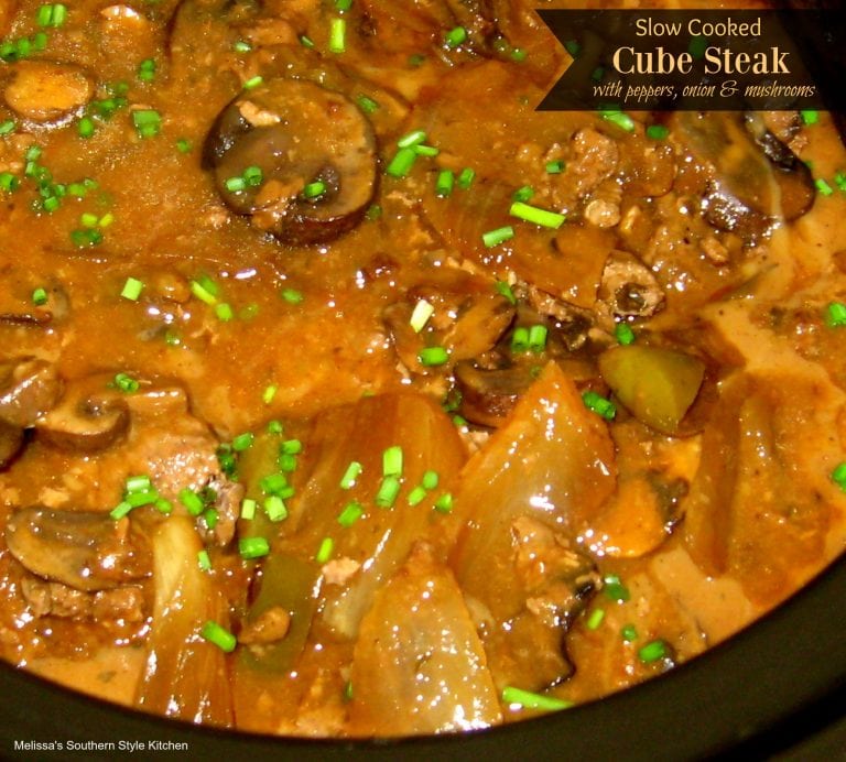 Slow Cooked Cubed Steak with Peppers, Onions And Baby Bellaโs