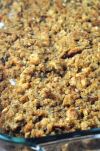 Sometimes we need an easy oven casserole to get dinner on the table so we have put together a list of some of our favorites. Here are Five Oven Casserole Recipes to Try Next Week!