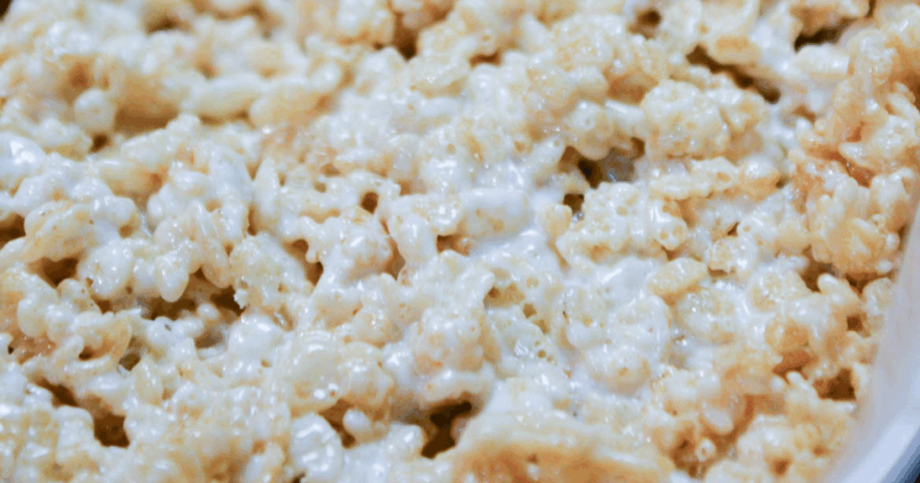 Are you looking for a great way to make rice krispies treats without standing at the stove or making a huge mess? Did you know your slow cooker can make whipping up a batch of the favorite childhood treat super simple? Check out our recipe for Crock Pot Rice Krispies Treats and our tip for quick clean up!