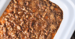 Let your crockpot help you get your Thanksgiving dinner on the table instead of overloading your oven. Here are our must have Thanksgiving side dish crock pot recipes to try this season! From amazing crock pot holiday casseroles to mashed potatoes, stuffing, creamy corn, mac and cheese and even dinner rolls, your slow cooker can be a life saver in the kitchen during the holidays.
